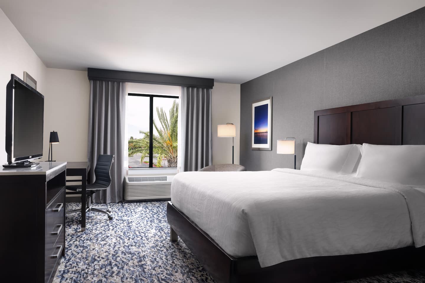King guest room at Hilton Garden Inn Los Angeles/Redondo Beach
